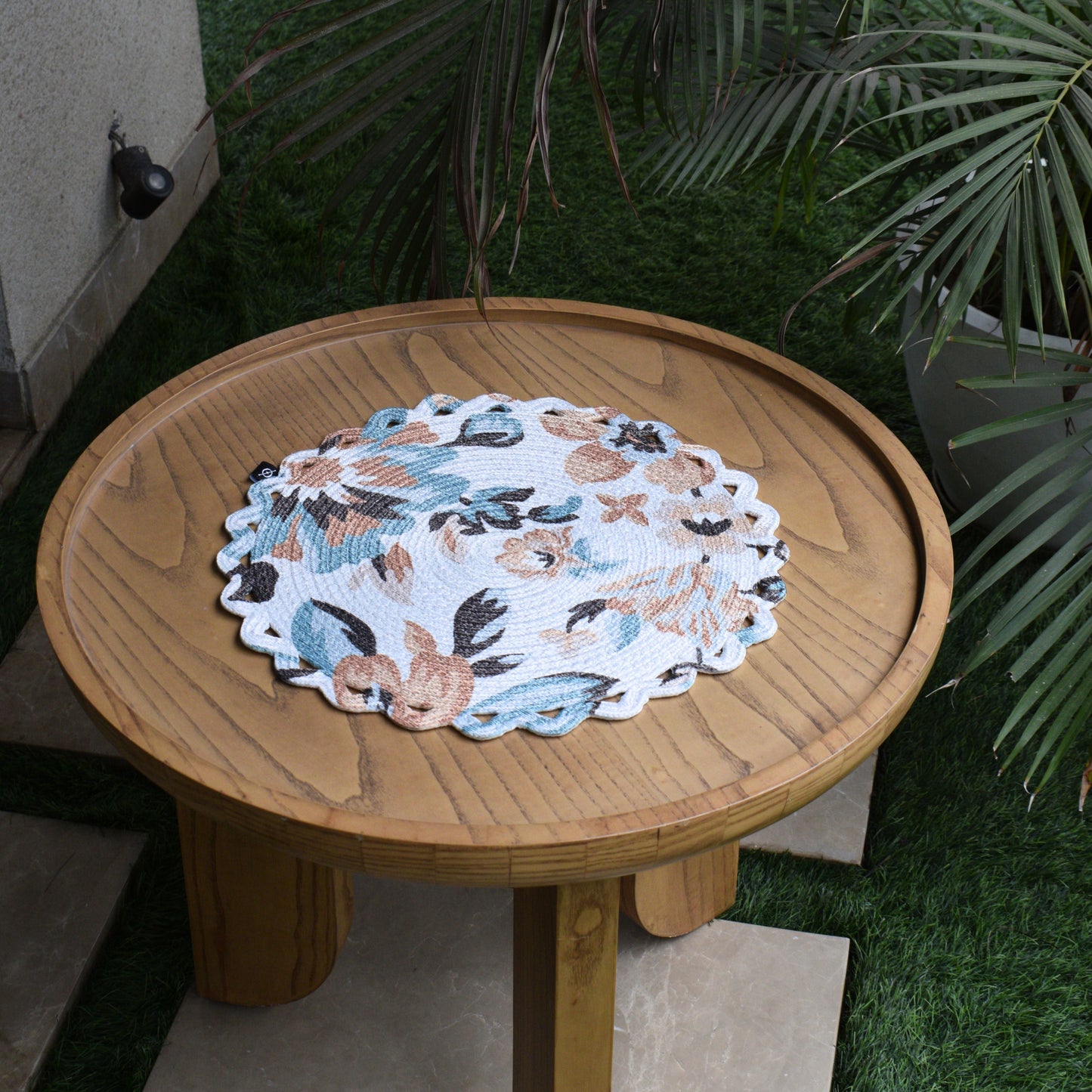 Scallop Bloom Table Mat (Flora-Multi)
