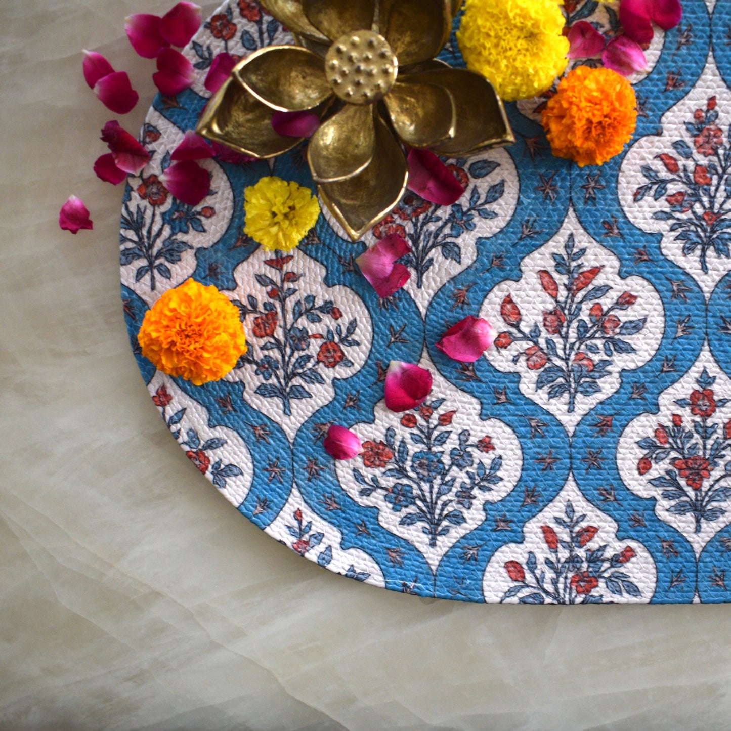 Anaya Aura - Oval Mat (Blue)