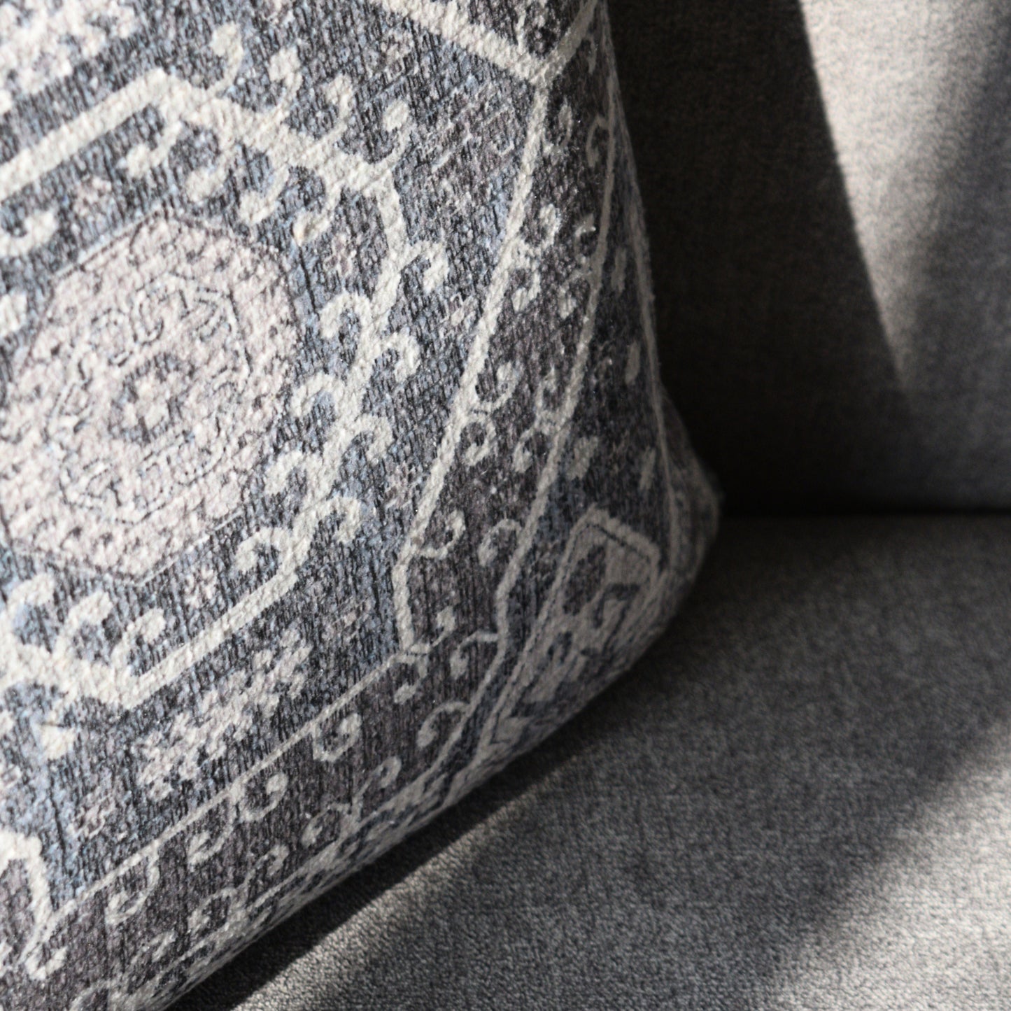 Durbar - The Traditional Cushion Cover