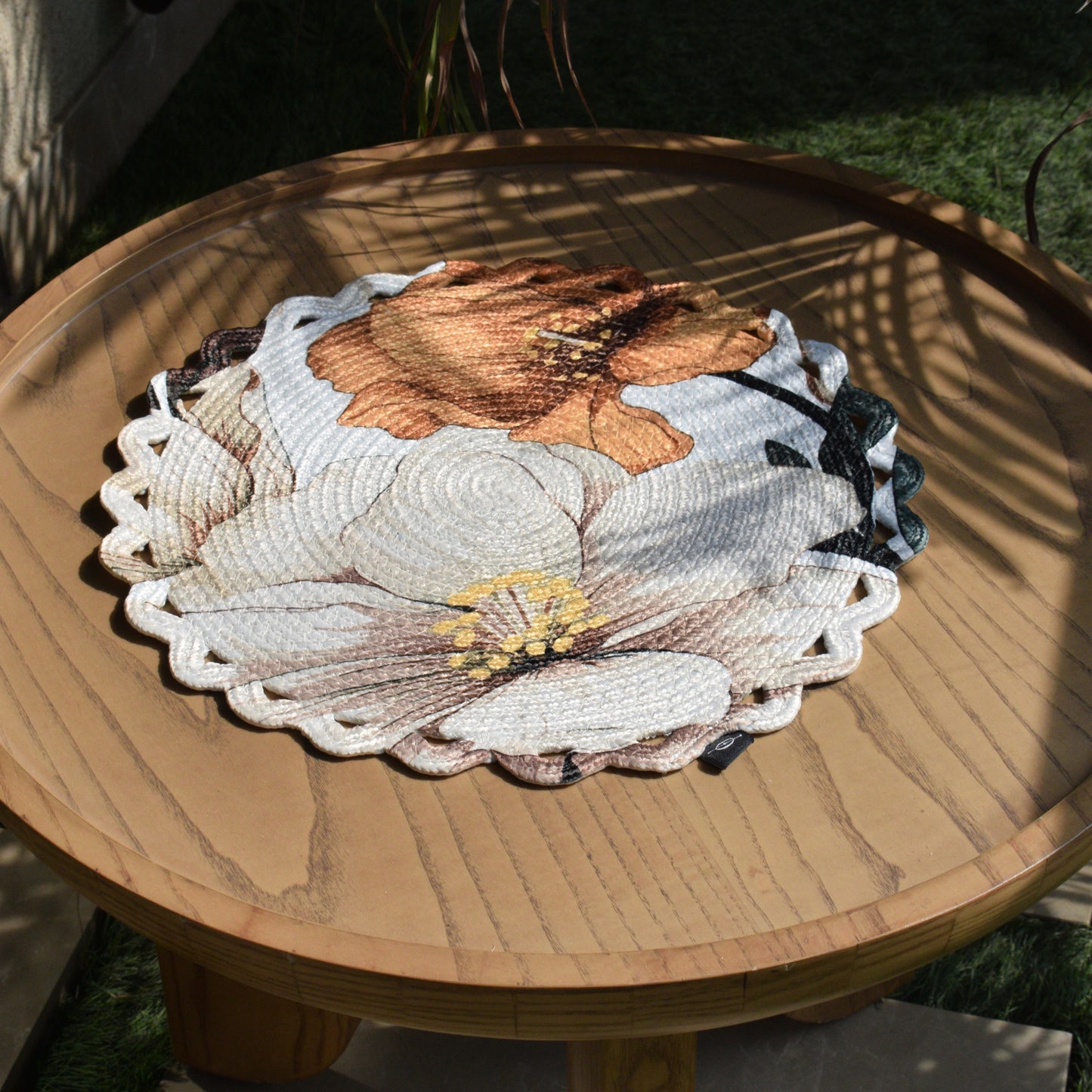 Scallop Bloom Table Mat (Flora)