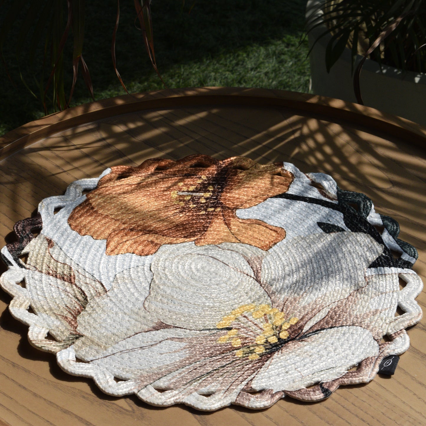 Scallop Bloom Table Mat (Flora)