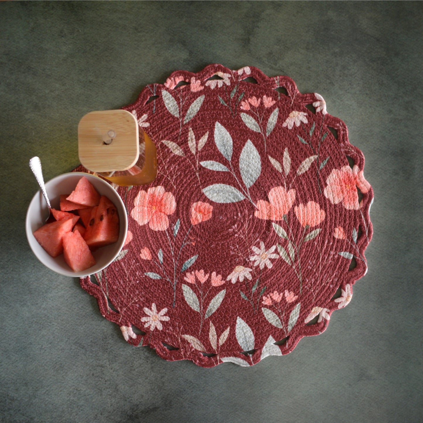 Scallop Bloom Table Mat (Maroon)
