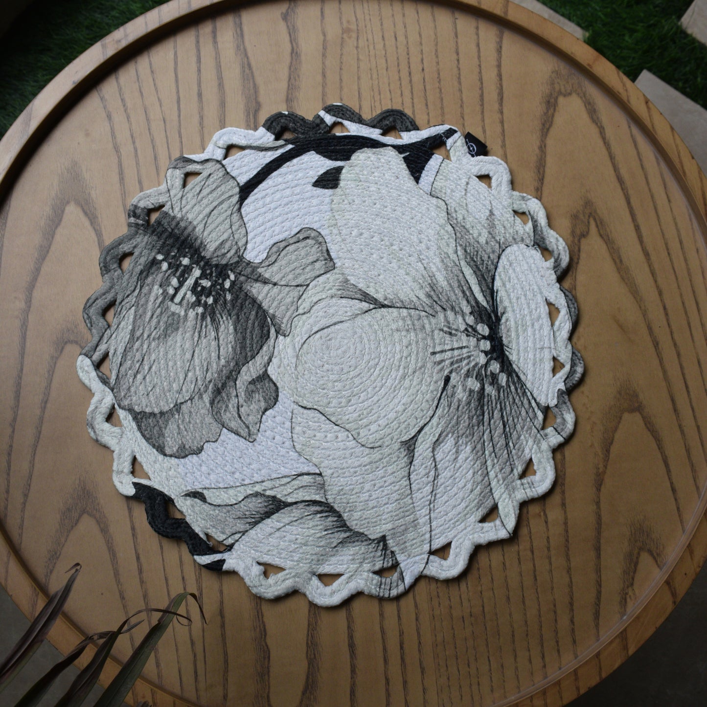 Scallop Bloom Table Mat (Flora-Sap)