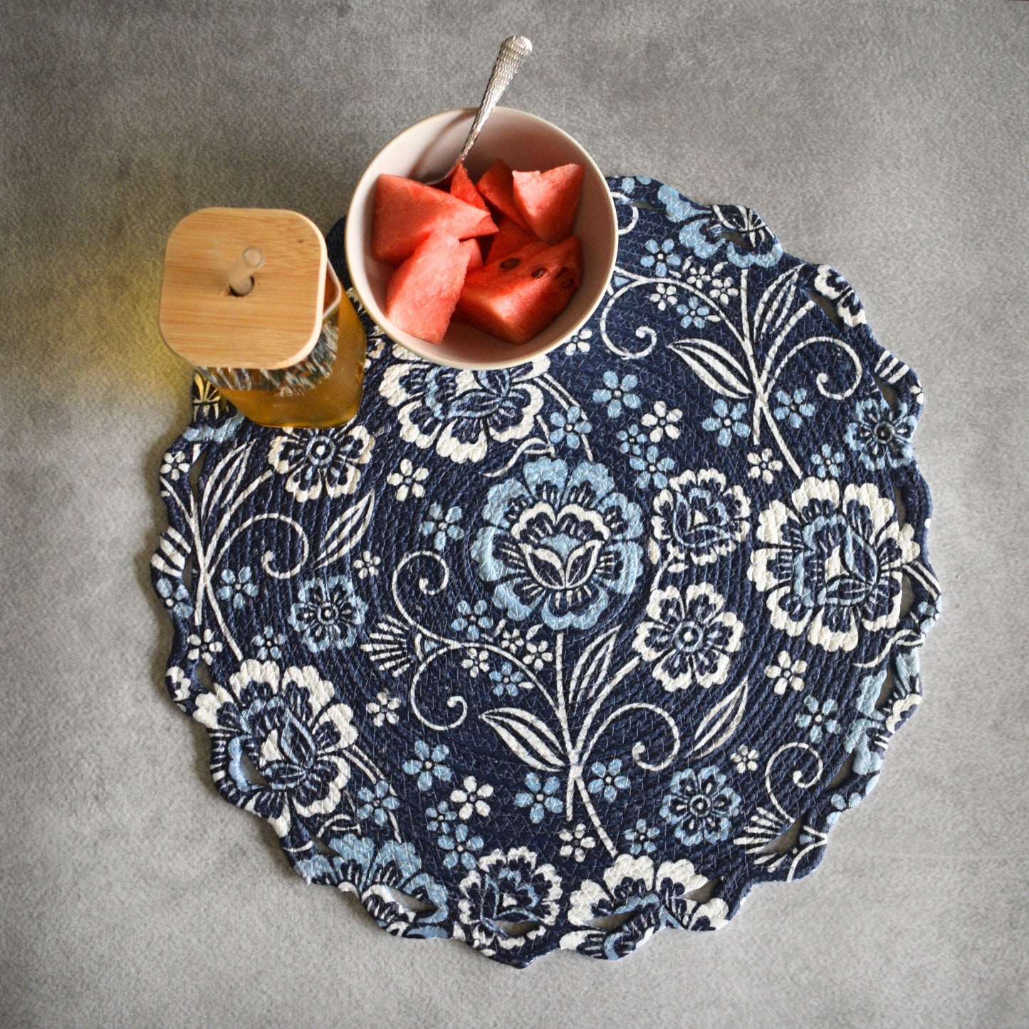 Scallop Bloom Table Mat (Navy)