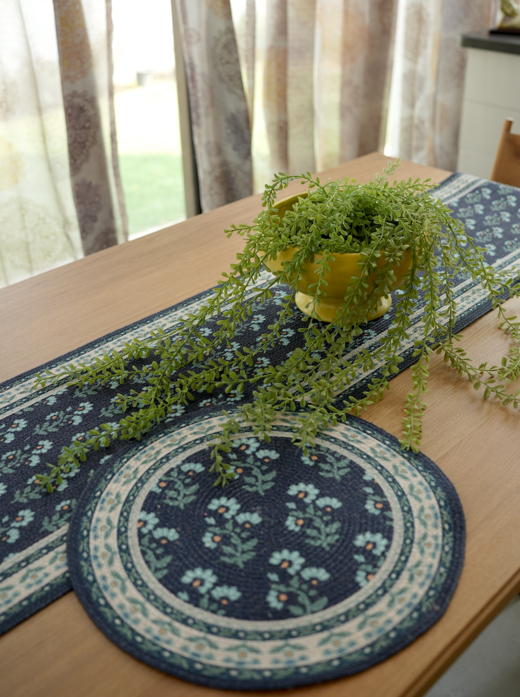 Braided Table mat and runner – Oblique