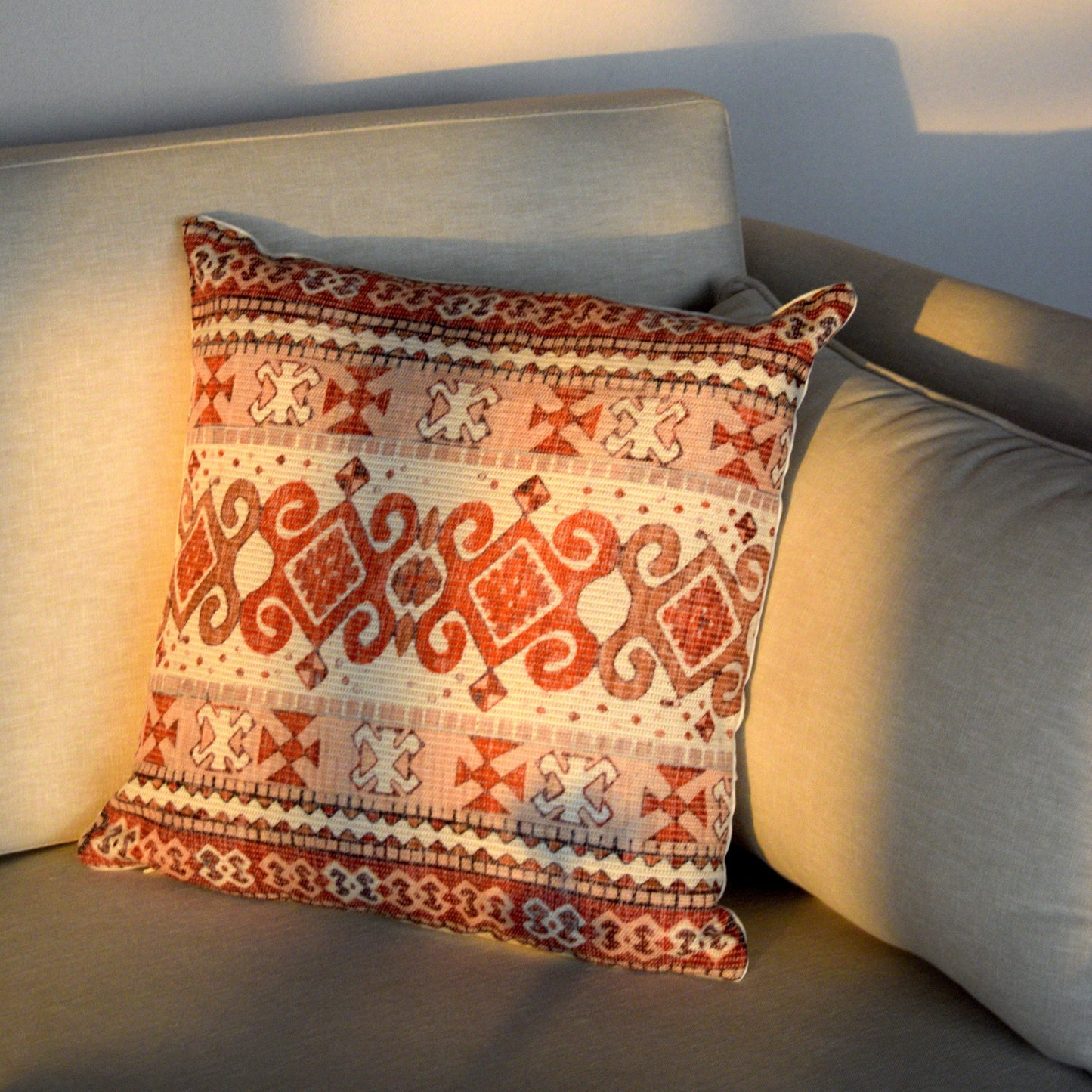 Kupe - The Kilim Cushion Cover