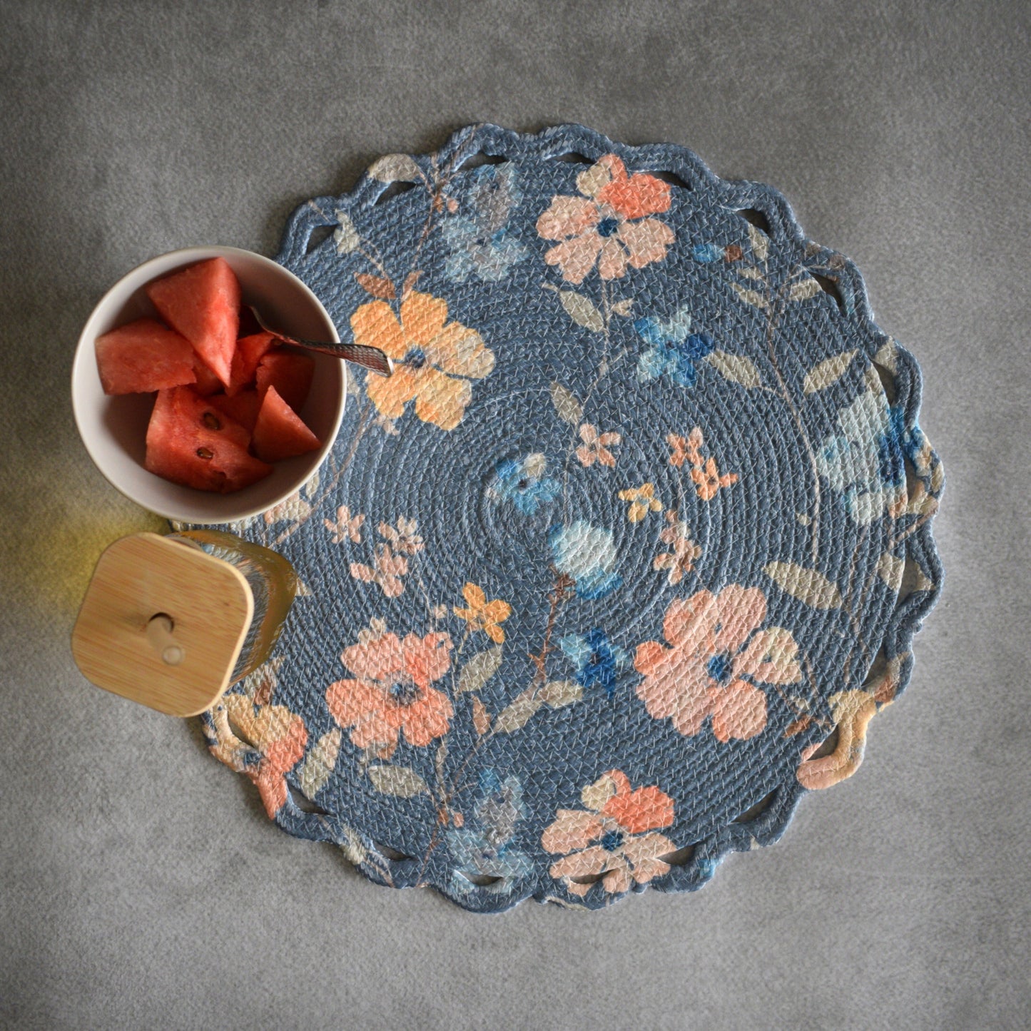 Scallop Bloom Table Mat (Grey-Blue)
