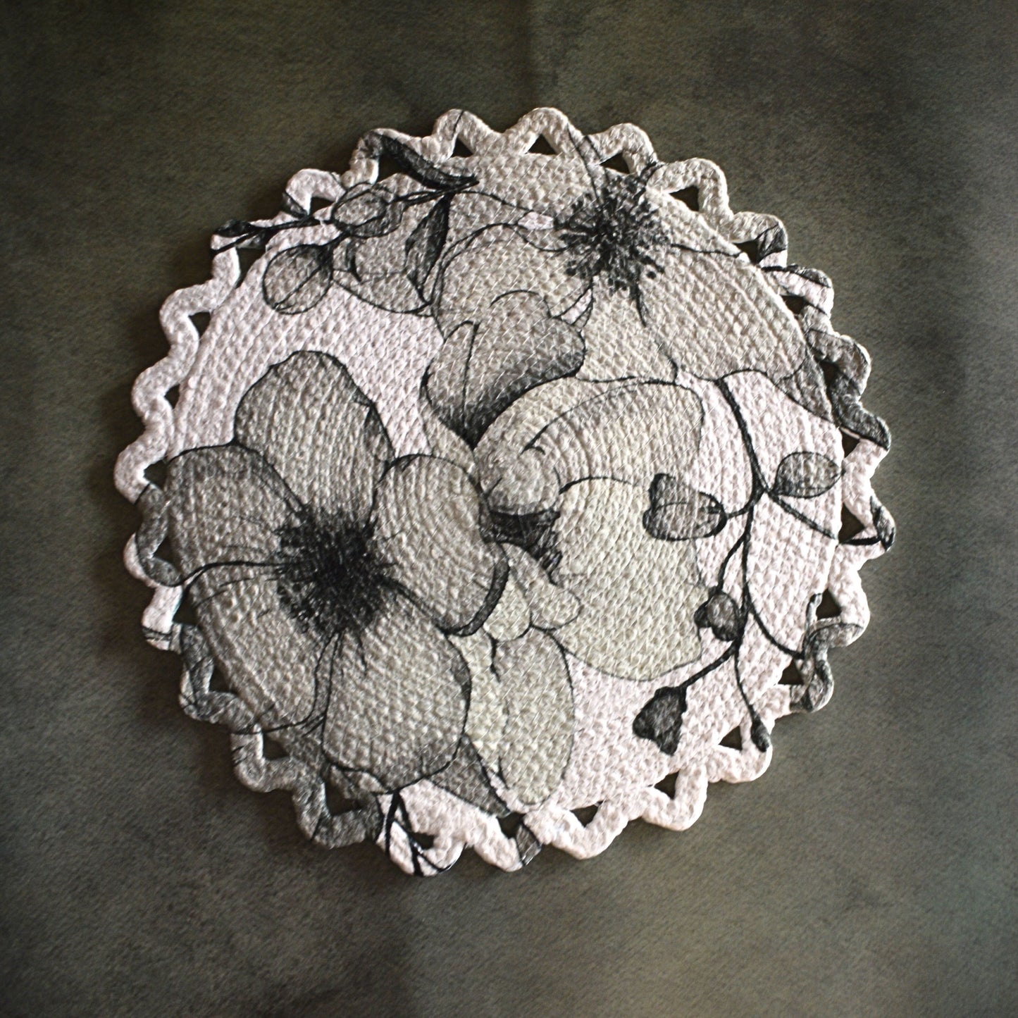 Scallop Bloom Table Mat (Sage)
