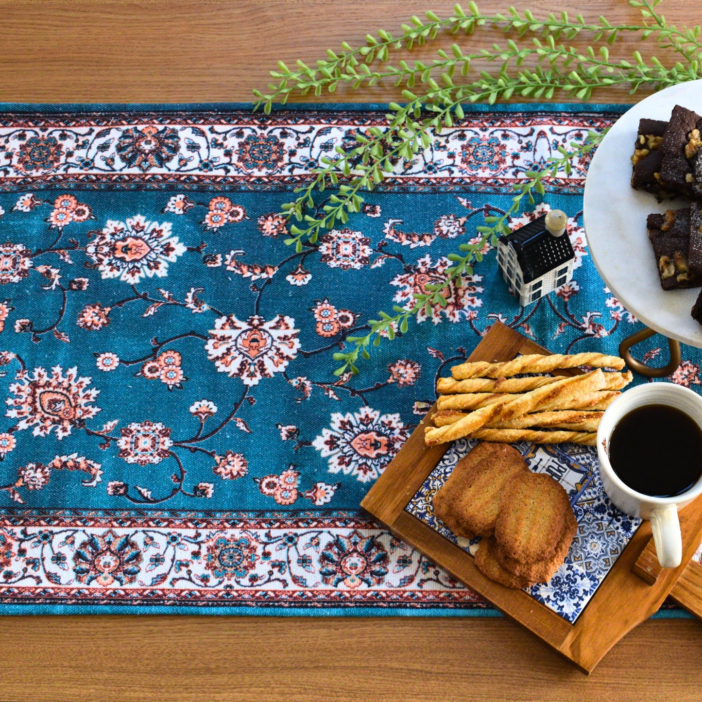 Aquana Table Runner