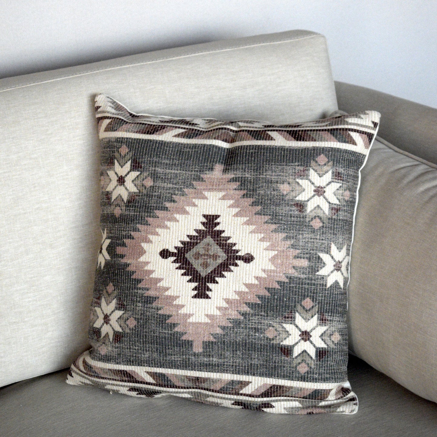 Edjer - The Kilim Cushion Cover