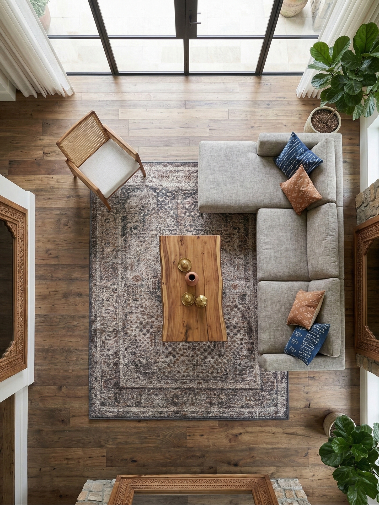 Antique Carbon Rug