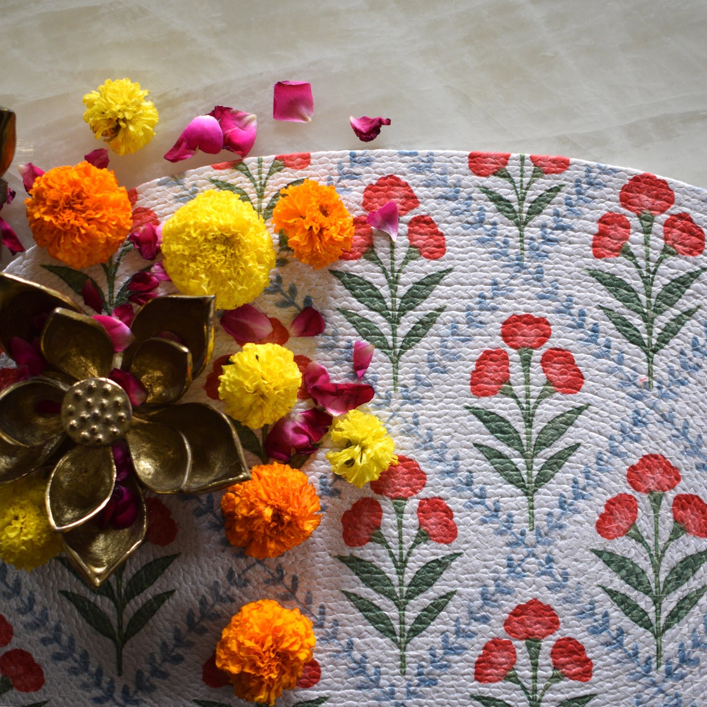 Anaya Aura - Oval Mat (Tulip)