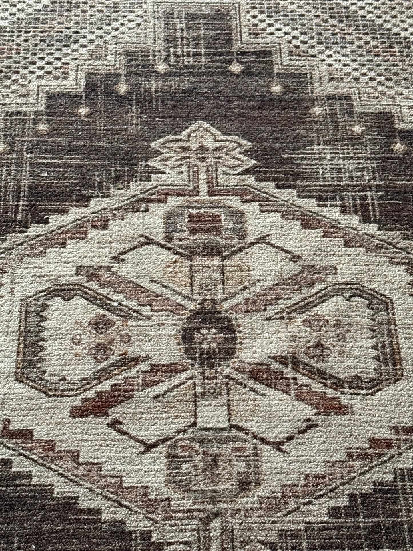 Arlo Rug