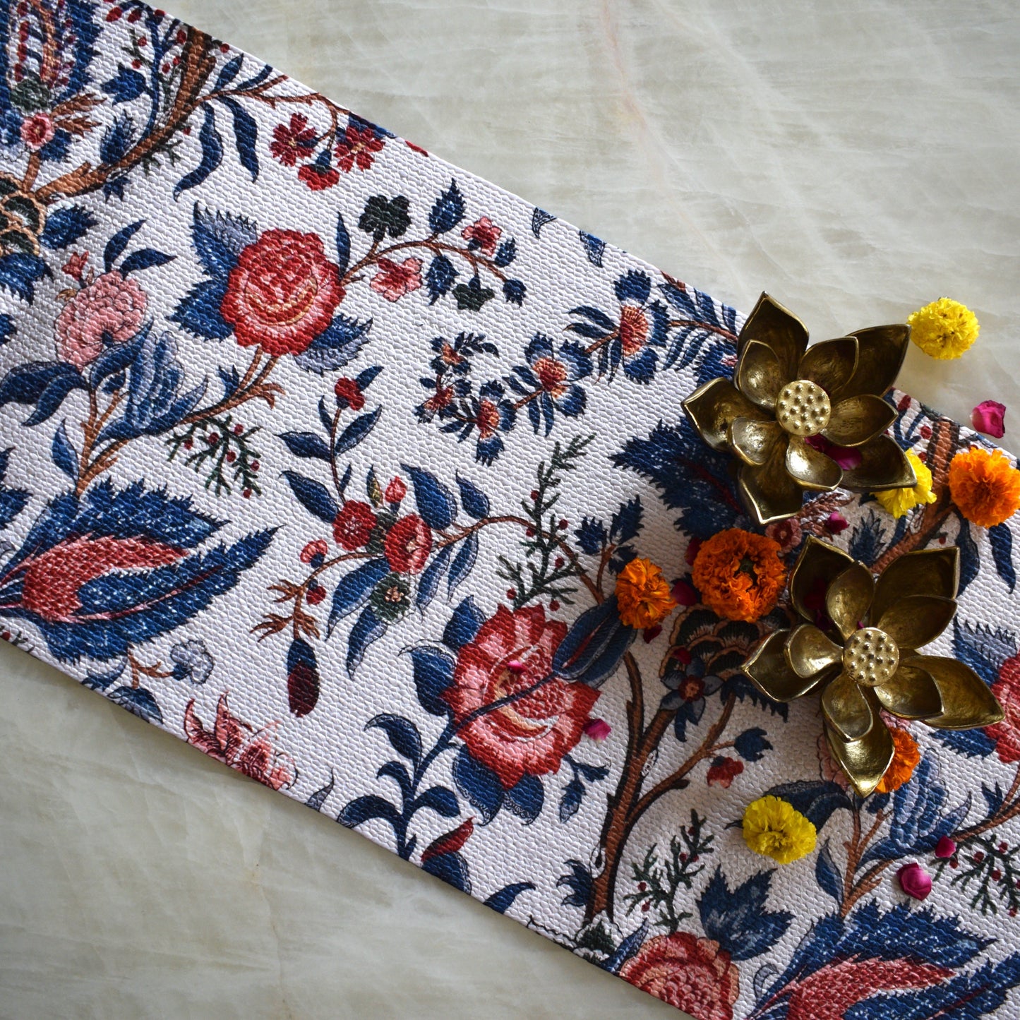 Anaya Aura - Oval Table Runner  (Floral)
