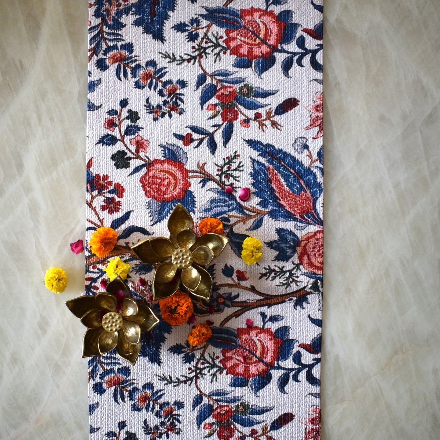 Anaya Aura - Oval Table Runner  (Floral)