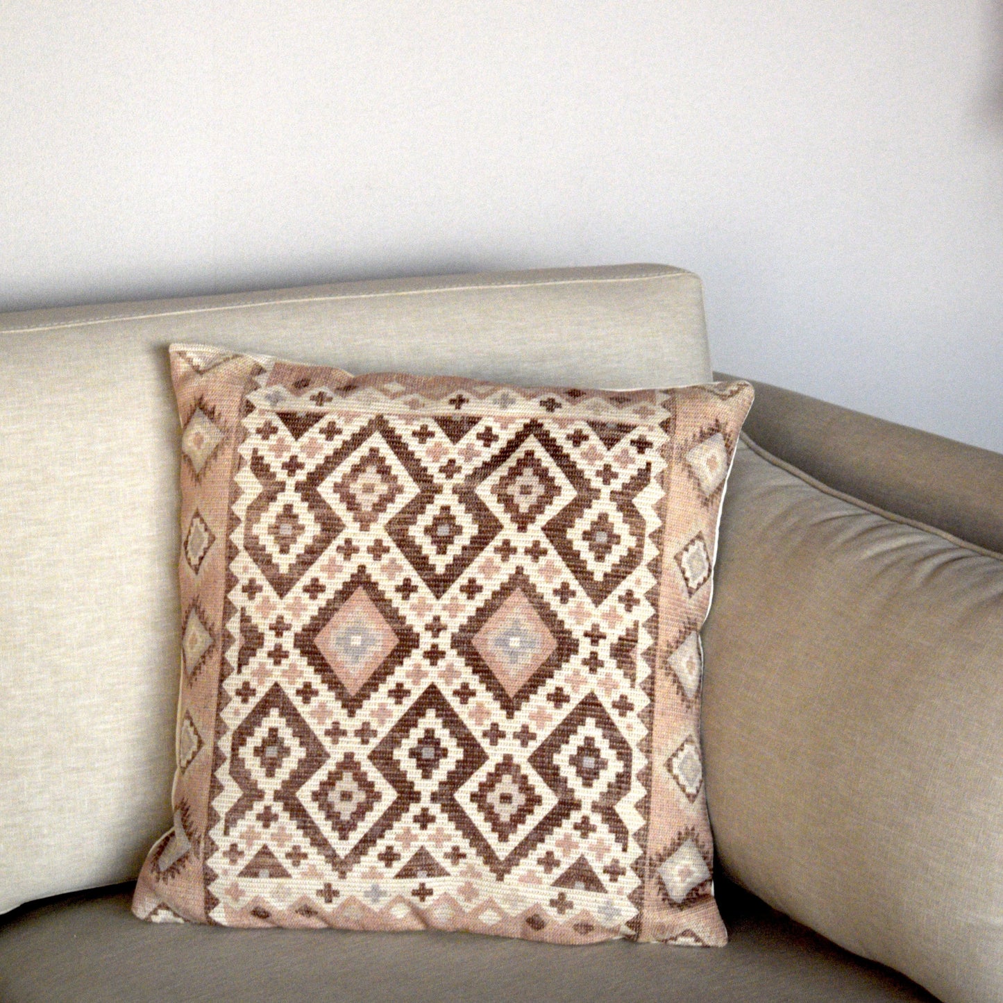 Kostek - The Kilim Cushion Cover