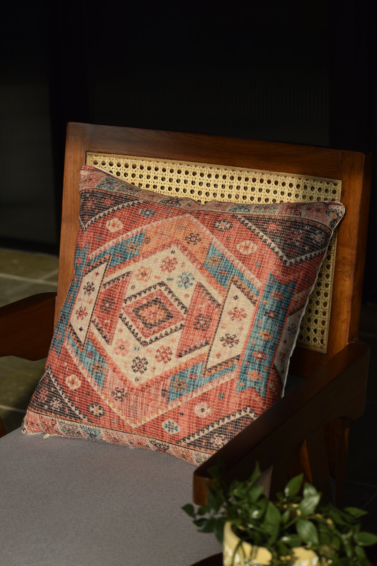 Tabriz- The Kilim Cushion Cover