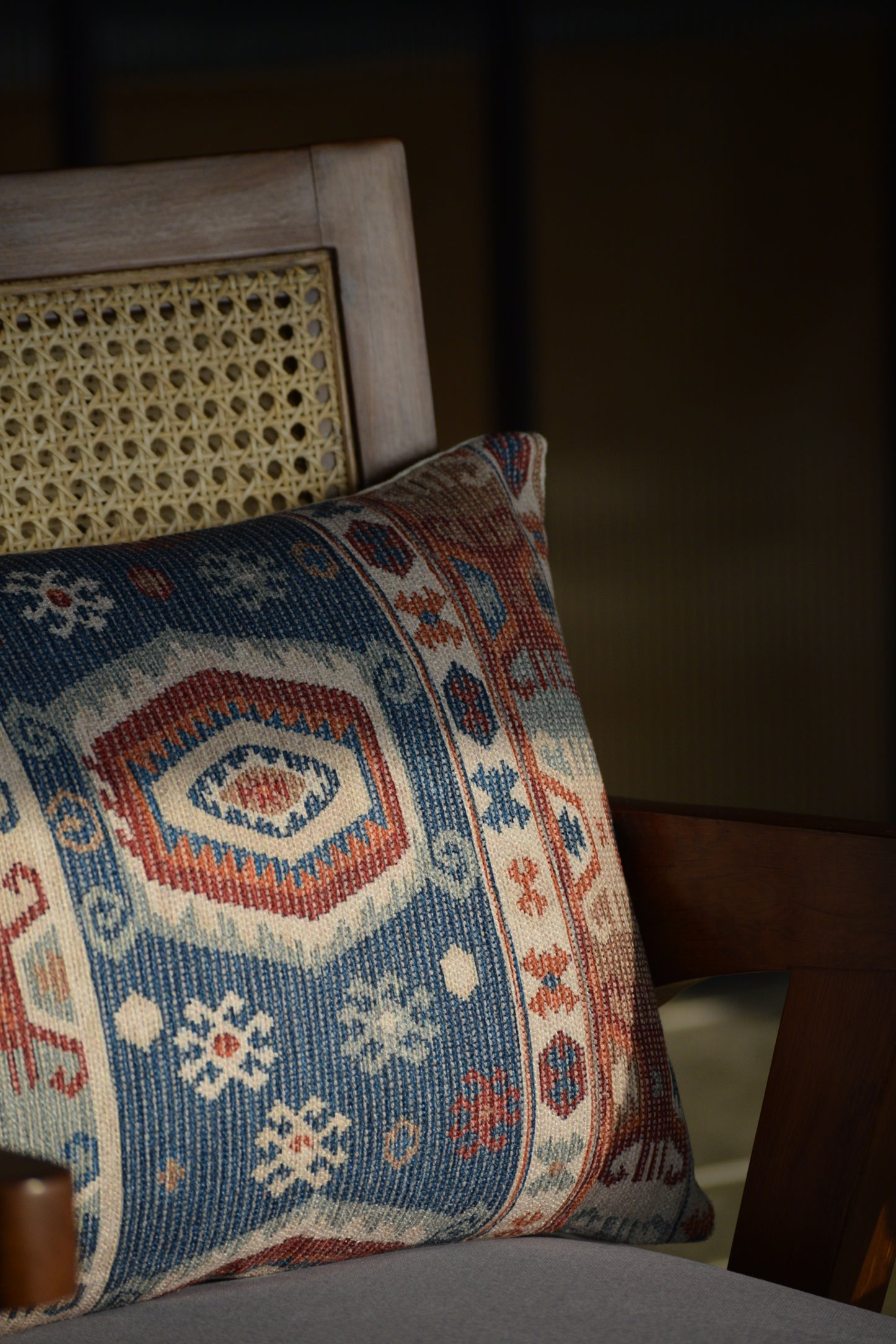 Soumak- The Kilim Cushion Cover