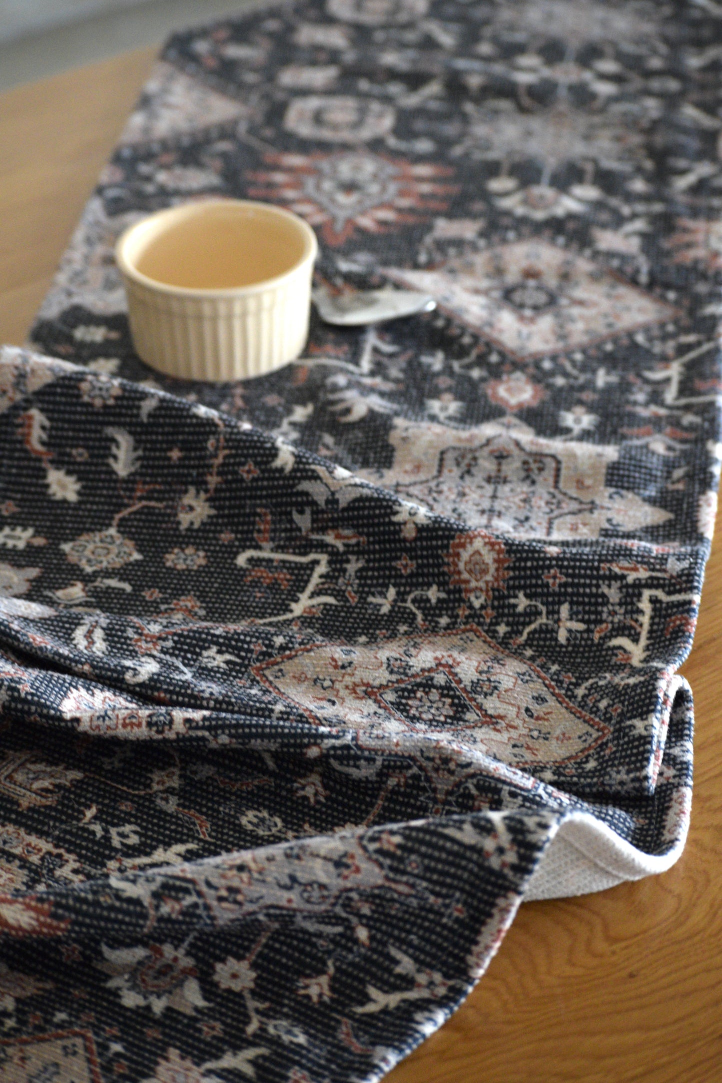 Sarouk Table Runner