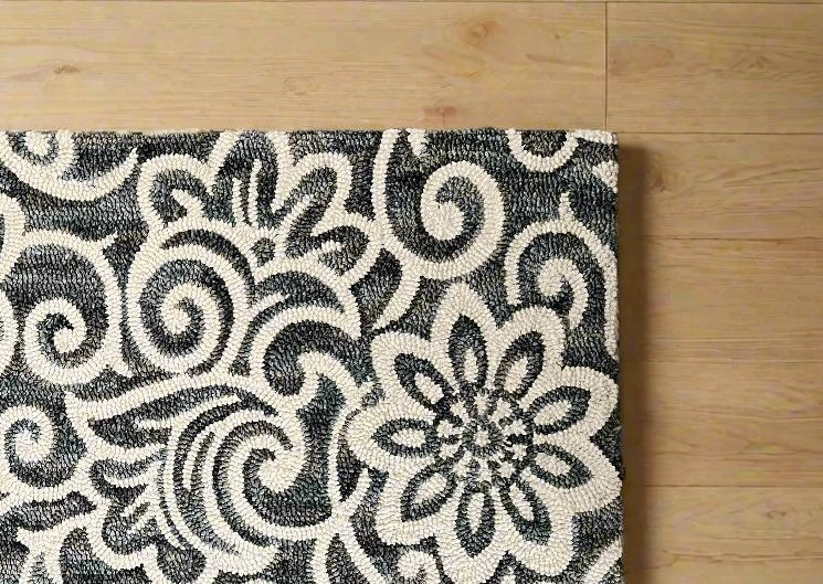 Hooked Floor Mat