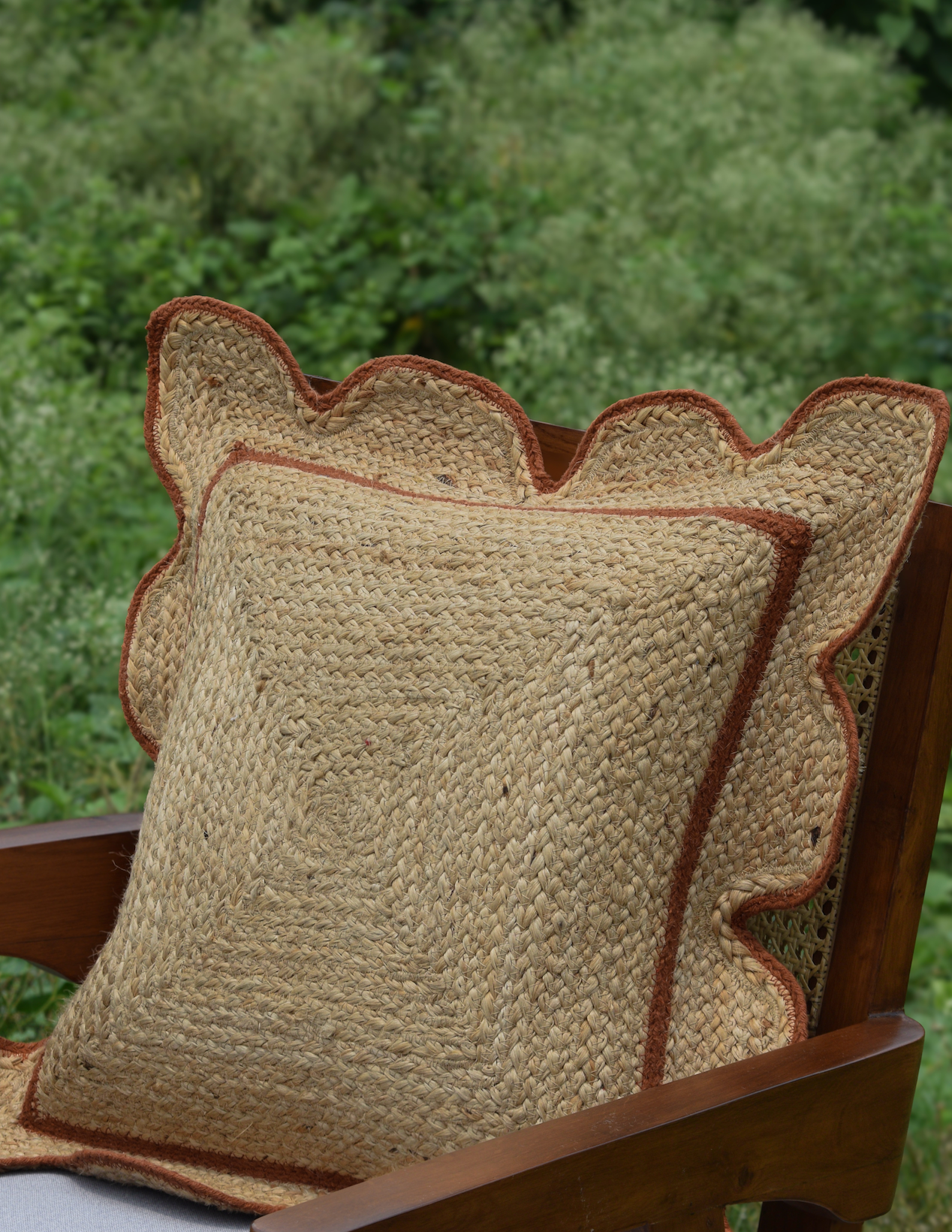 Scallop Cushion Cover (Rust)