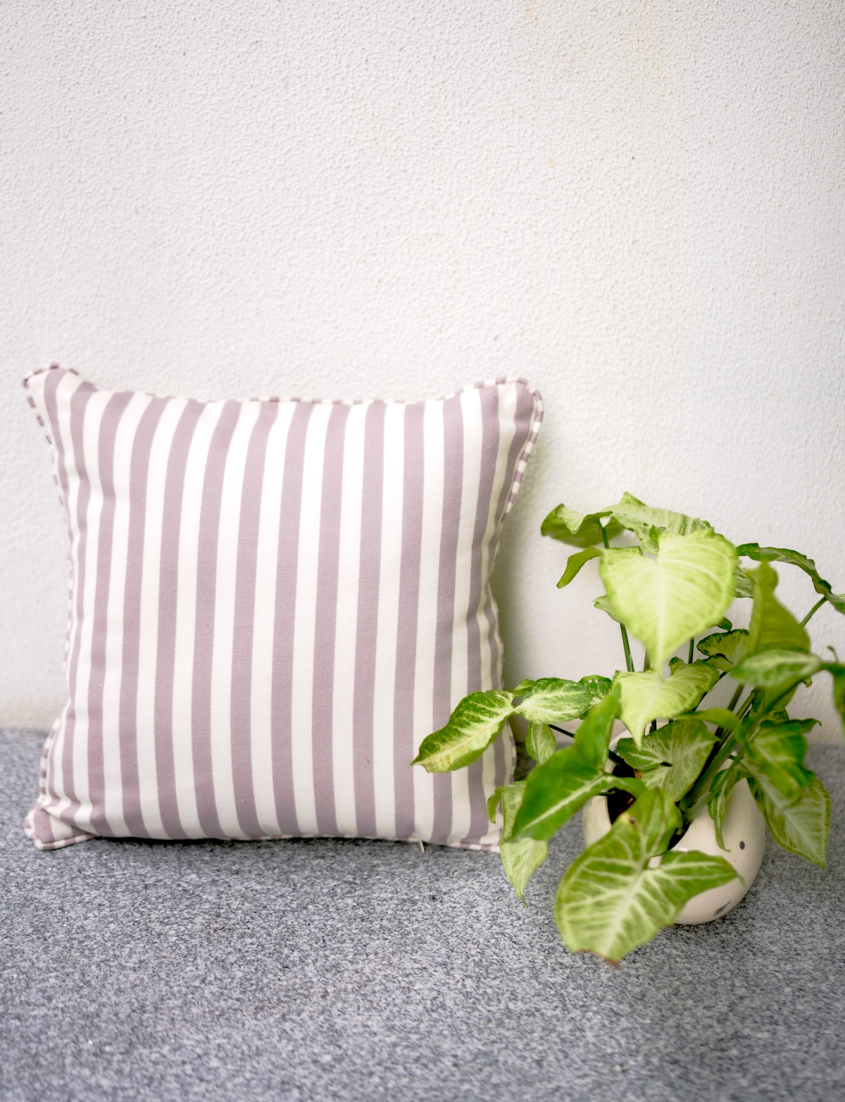 Garden Serenade (Taupe)